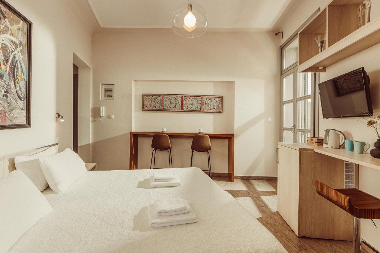 Standard Apartment,1396856600:JPEG